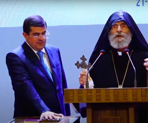 Video - Arayik Harutyunyan Sworn In as New Artsakh Presdident