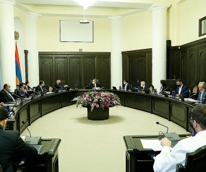 Քննարկվել են կառավարության հակաճգնաժամային միջոցառումներին ու հետագա ծրագրերին վերաբերող հարցեր