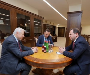 Armenian Defense Minister Updates Personal Representative of the OSCE Chairman-in-Office About Military Situation Along Armenia-Azerbaijan Border