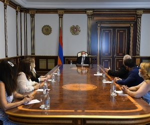 Armenian President  Meets with Center for Coordination of Syrian-Armenians’ Issues NGO Board Members