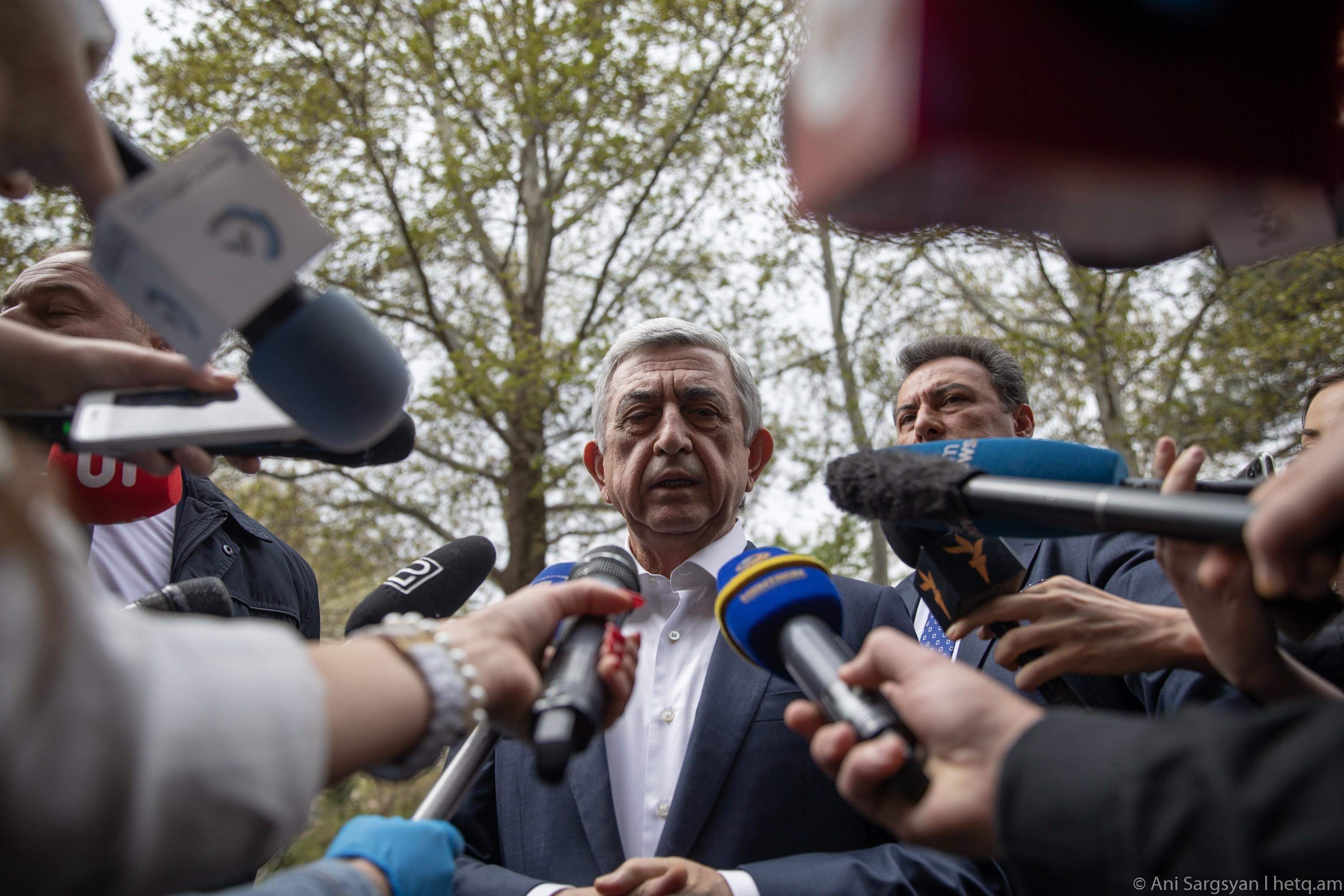 Yerevan Press Conference: Serzh Sargsyan Discusses April 2016 Four-Day War