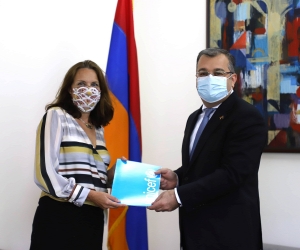 ՅՈՒՆԻՍԵՖ-ի նորանշանակ ներկայացուցիչն իր հավատարմագրերն է հանձնել Հայաստանի ԱԳ նախարարի տեղակալին