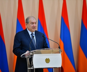 Արմեն Սարգսյանի շնորհավորական ուղերձը Արցախի Անկախության օրվա առթիվ