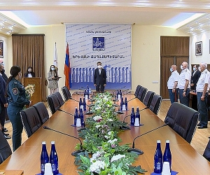Քաղաքապետ Հայկ  Մարությանը պարգևատրել է ԱԻՆ աշխատակիցներին