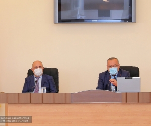 ԱՀ խորհրդարանում տեղի է ունեցել ԱԽ քարտուղարի հանդիպումը ԱԺ պատգամավորների հետ