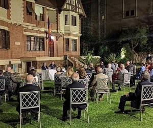 Armenian Foreign Minister Meets with Egyptian Armenian Community Representatives