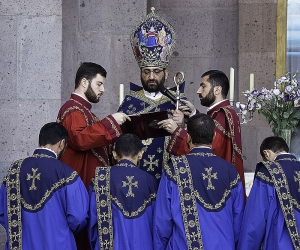 Սուրբ Խաչվերացի տոնին Մայր Աթոռում  կատարվեց քահանայական ձեռնադրություն