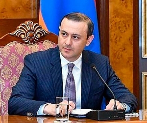 ԱԽ քարտուղար Արմեն Գրիգորյանը հեռախոսազրույցներ է ունեցել Բելառուսի և Տաջիկստանի իր գործընկերների հետ