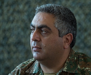 А.Ованнисян: “Наши войска ведут тяжелые и упорные бои”