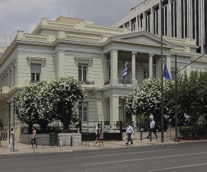 Греция отзывает своего посла в Баку для консультаций