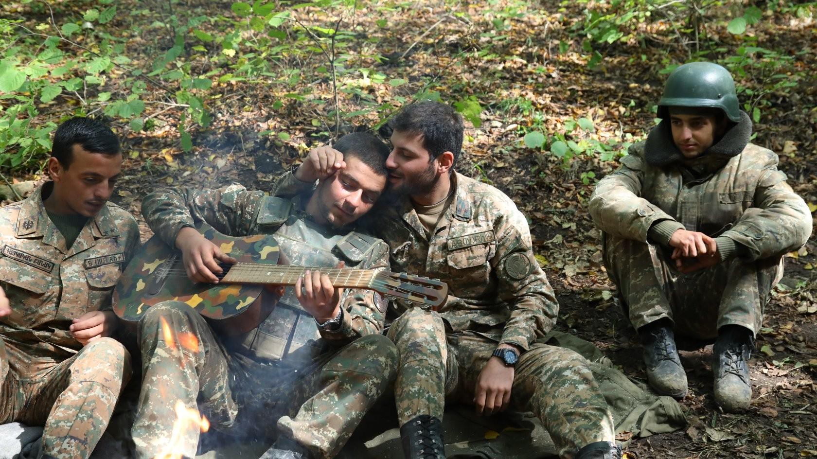 Армянские солдаты в Карабахе