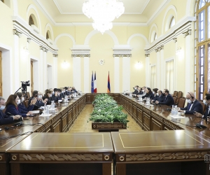 В Национальном Собрании Армении приняли делегацию французских парламентариев