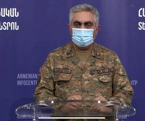 Արծրուն Հովհաննիսյանի եւ Արմեն Փամբուխչյանի ճեպազրույցը