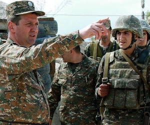 При выполнении боевой задачи ранение получил командующий АО Джалал Арутюнян