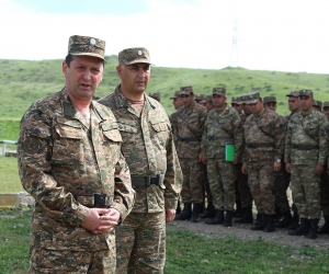 Artsakh President Congratulates Former Defense Minister on His Birthday