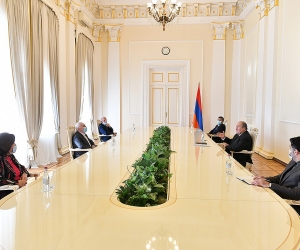 Արմեն Սարգսյանը շարունակում է խորհրդակցությունները քաղաքական ուժերի հետ