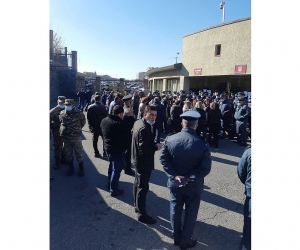 Родители военнослужащих требуют разрешить своим сыновьям отдохнуть