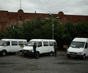 Armenia: Older Minivans Will Continue to Ply Regional Routes