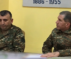 Օնիկ Գասպարյանը Սյունիքում խորհրդակցություն է անցկացրել զինվորականների և ՏԻՄ ներկայացուցիչների հետ