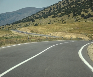 Artsakh War Negatively Impacts Pace of Road Construction in Armenia, Says Ministry