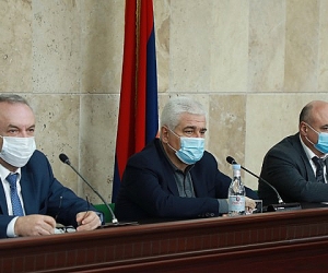 Վ. Դումանյան. «Բանակում գտնվող ուսանող զինծառայողները, եթե մասնակցել են մարտական գործողություններին, աջակցության ծրագրի շահառու են»