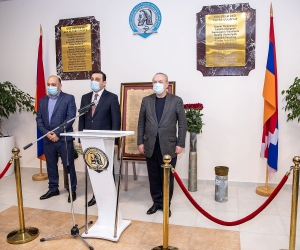 ԵՊԲՀ-ում բացվեց մերօրյա հերոսների հիշատակին նվիրված հուշատախտակ