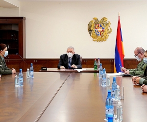 Վաղարշակ Հարությունյանը հանդիպել է ռազմաուսումնական հաստատությունների շրջանավարտներին