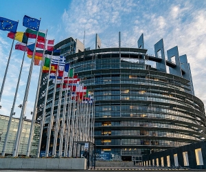 European Union Calls for Peaceful Solution of Armenia's Political Crisis