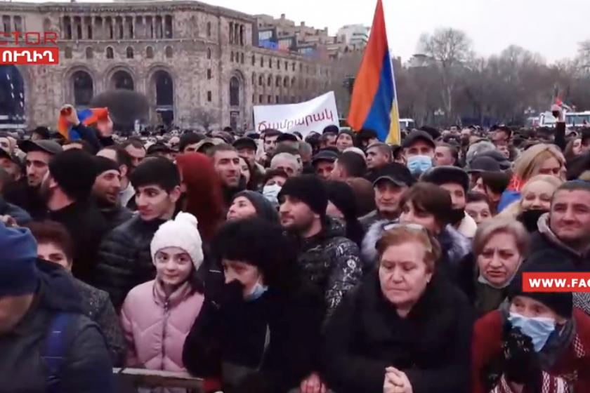 Live: Pashinyan Rally Marking March 1, 2008 Clashes