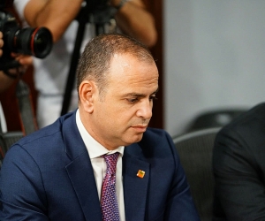 Заре Синанян: “Азербайджан удерживает более ста граждан Армении”