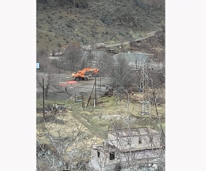 Ադրբեջանցիները Որոտան գյուղի մոտ խրամատներ են փորել. Գորիսի ղեկավարն ասում է՝ դրա իրավունքը չունեին, ըստ ԱԱԾ-ի՝ անհանգստանալու կարիք չկա