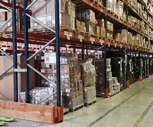 New Batch of Humanitarian Aid Collected by Aznavour Foundation Arrives in Armenia