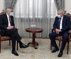 Armenian Deputy PM, Russian Ambassador Discuss Bilateral Relations