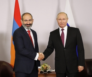 Pashinyan, Putin to Discuss Karabakh Conflict Resolution Efforts
