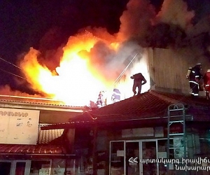 «Սուրմալու» առևտրի կենտրոնում բռնկված հրդեհը մեկուսացվել է