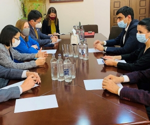 ԱՄՆ դեսպանը Սյունիքի մարզ այցի ընթացքում ընդգծել է հայ-ամերիկյան գործընկերության կարևորությունը