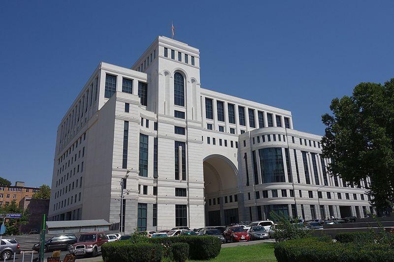 Հայաստանի և Լիտվայի ԱԳ նախարարներ Արա Այվազյանի և Գաբրիելյուս Լանդսբերգիսի համատեղ ասուլիսը (ուղիղ)