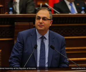 Վ. Վարդանյան. «Դա նորմալ պրակտիկա է, երբ հրաժարական ներկայացրած կաբինետը շարունակում է պաշտոնավարել»