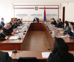 Նիկոլ Փաշինյանի գլխավորությամբ խորհրդակցություն է տեղի ունեցել Կոտայքի մարզպետարանում
