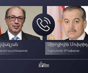 Արա Այվազյանը հեռախոսազրույց է ունեցել Տաջիկստանի ԱԳ նախարարի հետ