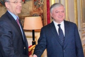 Рабочий визит главы МИД Армении во Францию