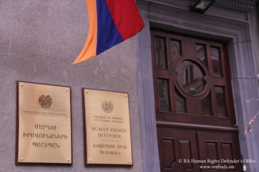 Armenian HRD Calls on Pashinyan to Release Full Text of Border Demarcation Document
