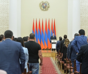 Արմեն Սարգսյանը պարգևատրել է առողջապահության համակարգի մի խումբ աշխատակիցների