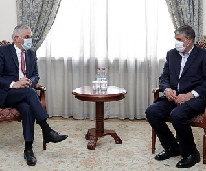Փոխվարչապետի պաշտոնակատար Մհեր Գրիգորյանը ընդունել է Իրանի ճանապարհաշինության և քաղաքաշինության նախարարին