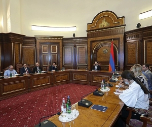 Պետական ծառայությունների թվայնացման հարցով քննարկում՝ Տիգրան Ավինյանի գլխավորությամբ