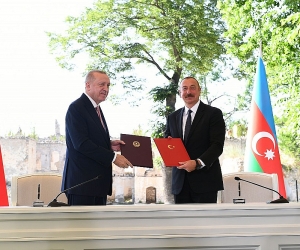 Erdoğan In Shushi; Says Turkey Wants to Normalize Relations with Armenia