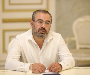 Նիկոլ Փաշինյանը հանդիպել է «Քաղաքացու որոշում» կուսակցության գործադիր մարմնի անդամ Սուրեն Սահակյանին