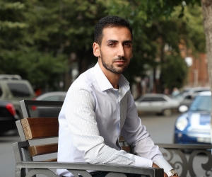 «Մարտական խաչ» առաջին աստիճանի շքանշան թշնամու 4 տանկ եւ կենդանի զինուժ ոչնչացնելու համար