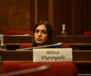Աննա Մկրտչյանը հեռացվեց ԱԺ նիստերի դահլիճից