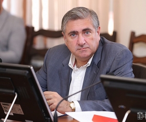Արթուր Խաչատրյանն ընտրվեց ԱԺ ֆինանսավարկային եւ բյուջետային հարցերի մշտական հանձնաժողովի նախագահի տեղակալ